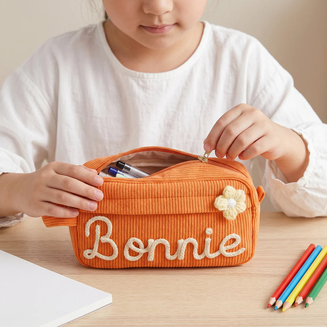 Trousse en velours personnalisable